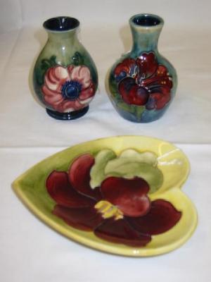 Appraisal: A MOORCROFT POTTERY CLEMATIS PATTERN PIN TRAY of heart shape