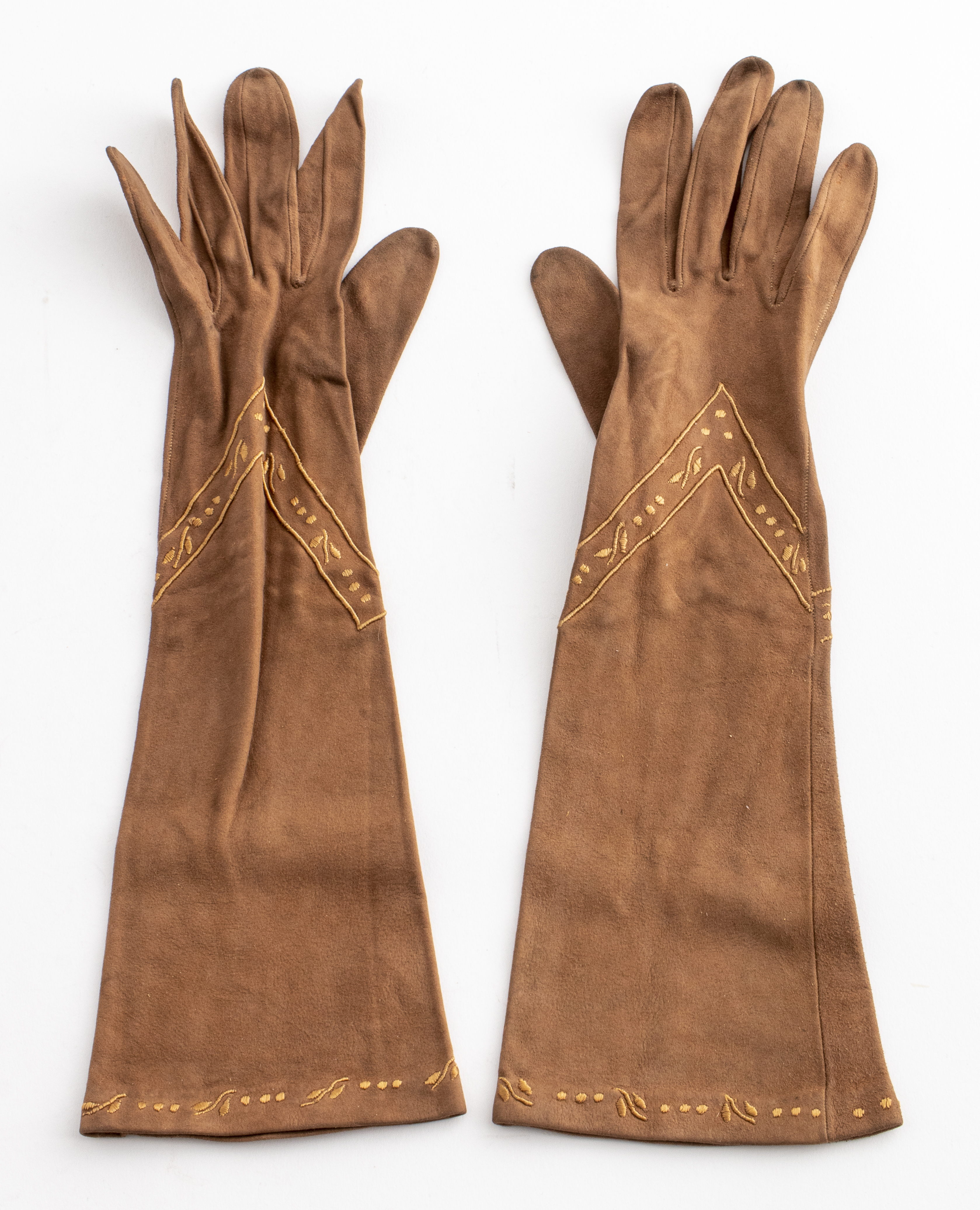 Appraisal: VINTAGE HERMES SUEDE GLOVES By repute vintage Hermes suede gloves