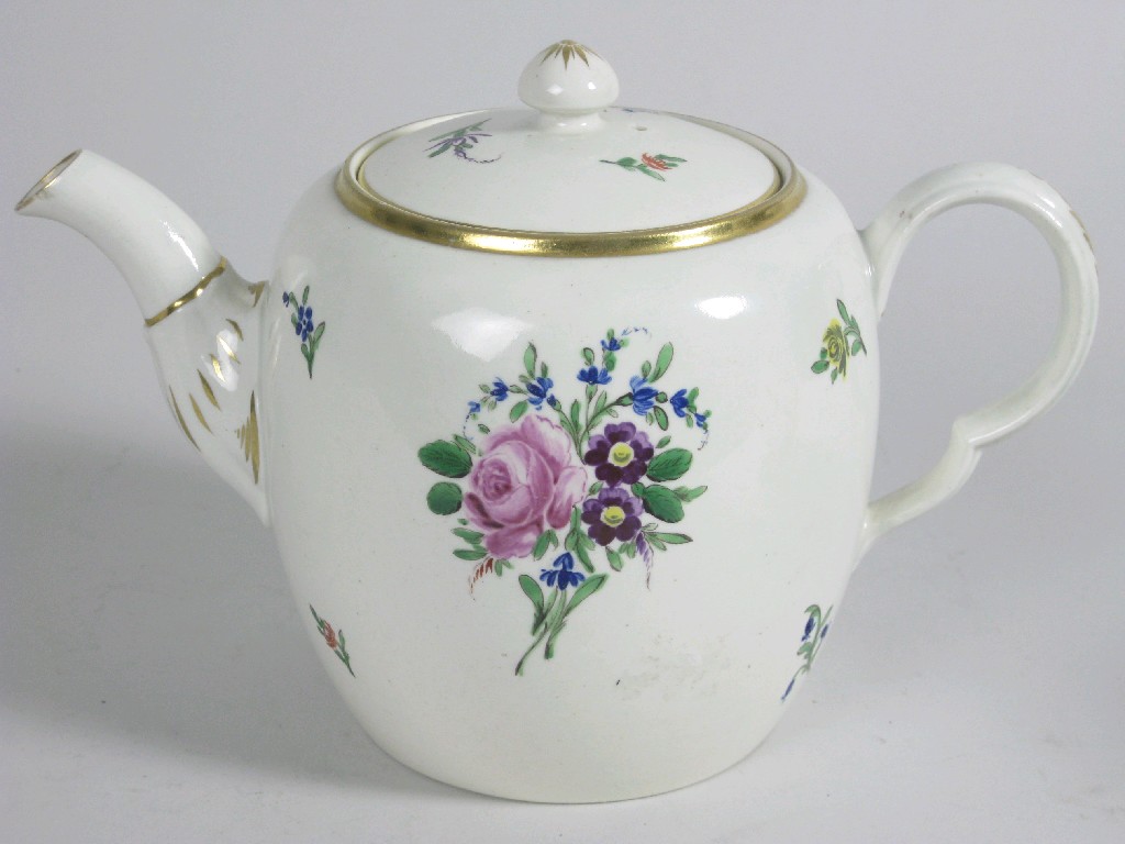 Appraisal: A Caughley barrel shaped Teapot painted rose and floral bouquet