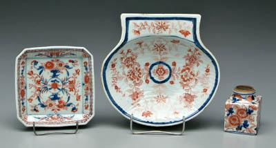 Appraisal: Three pieces Chinese Imari all with blue and iron red