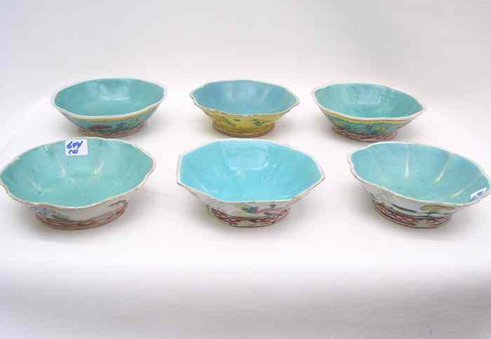 Appraisal: SIX CHINESE PORCELAIN RICE BOWLS hand painted with either white