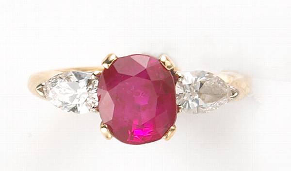 Appraisal: A ruby diamond and k gold ring estimated ruby weight