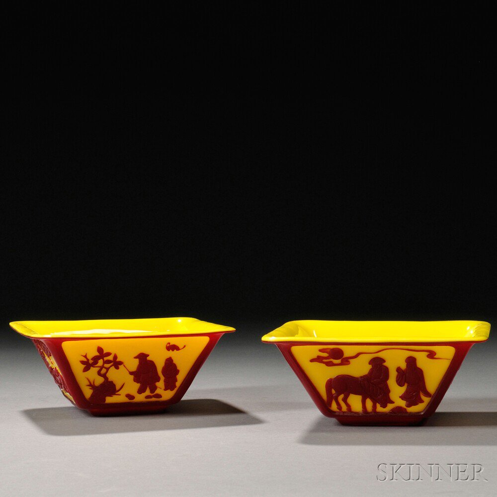 Appraisal: Pair of Peking Glass Bowls China th early th century