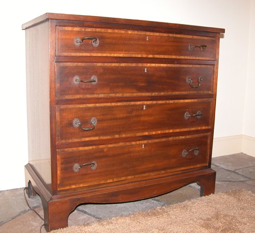 Appraisal: Title Mahogany Chippendale-style Chest of Drawers with bracket base Date