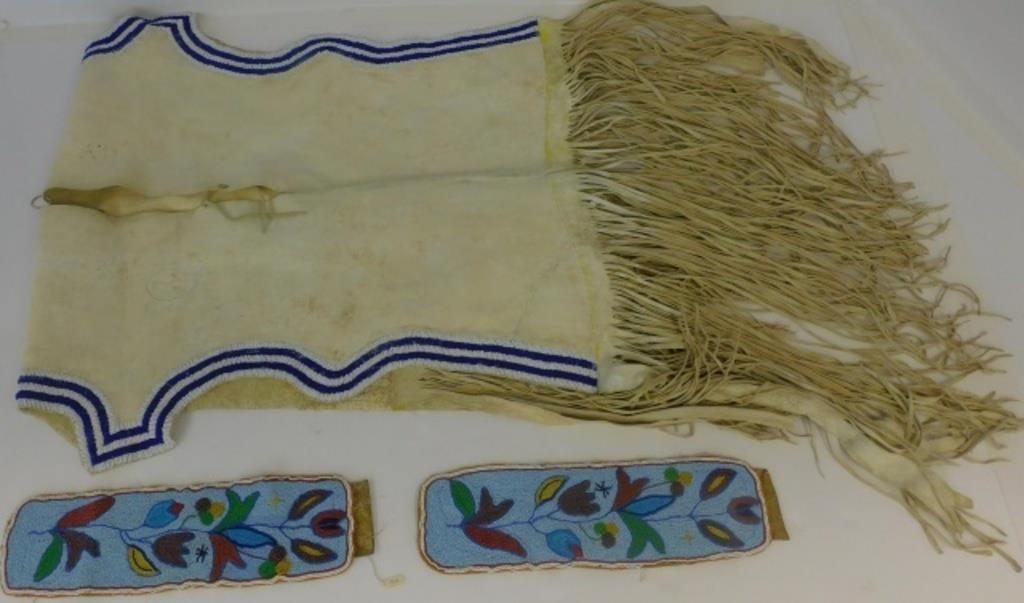 Appraisal: PAIR OF NEZ PERCE BEADED STRIPS FLORAL DESIGN x Along