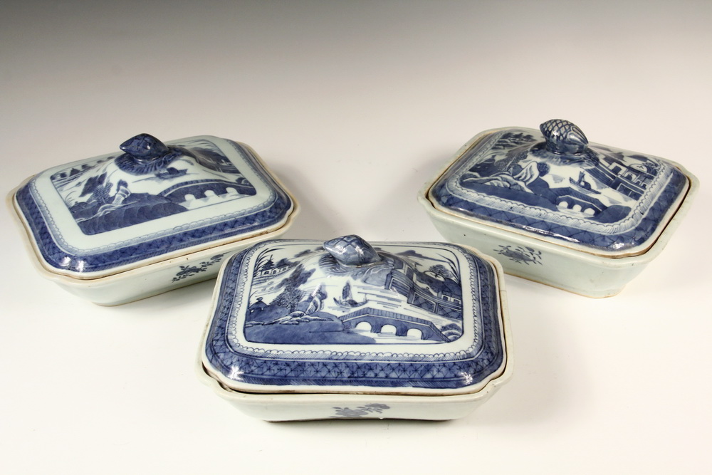 Appraisal: CHINESE EXPORT SERVING PIECES - th c Canton Porcelain in