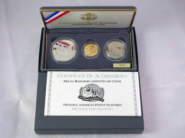 Appraisal: Mount Rushmore Anniversary three coin proof set with oz gold