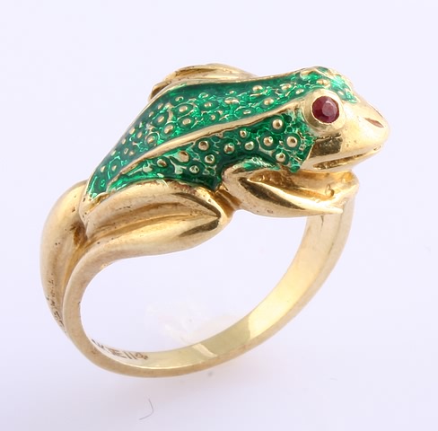 Appraisal: KY enamelled with ruby eyes Size gms S