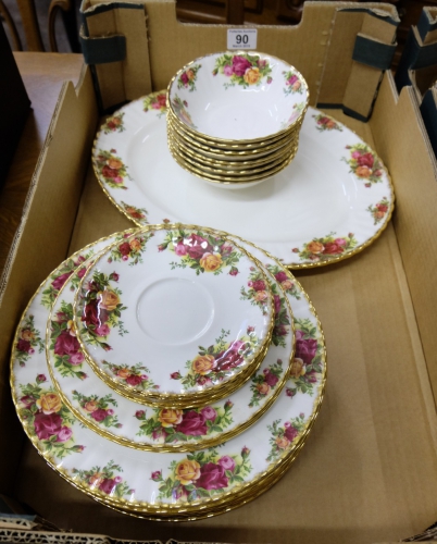 Appraisal: A collection of Royal Albert Old Country Roses Dinnerware