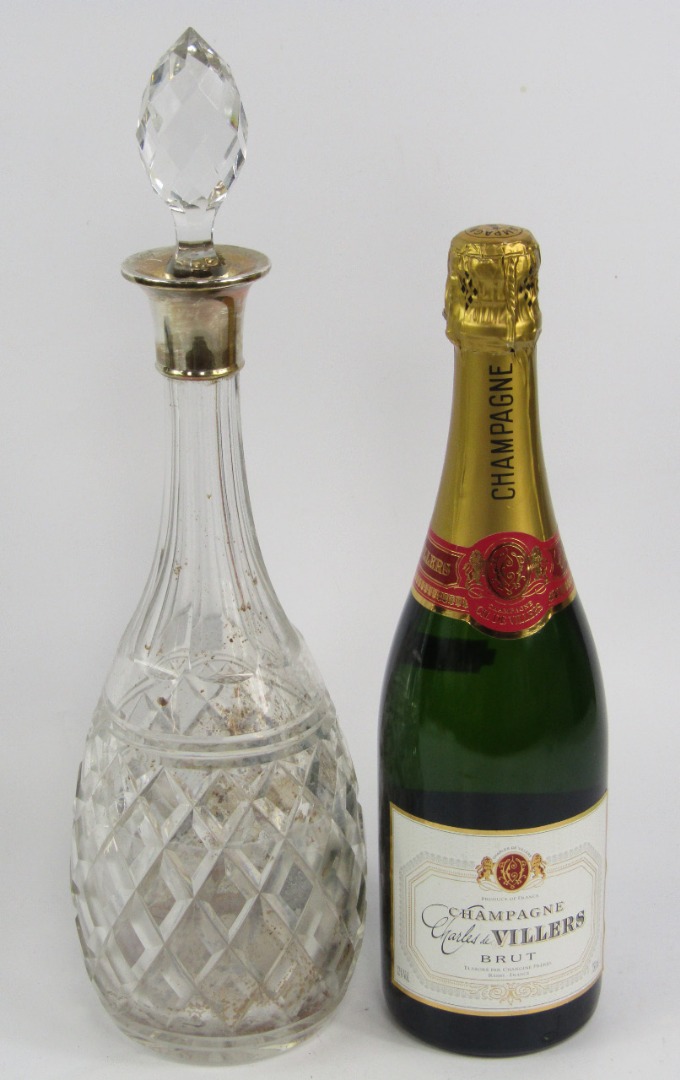 Appraisal: A bottle of Charles de Villers brut champagne and a