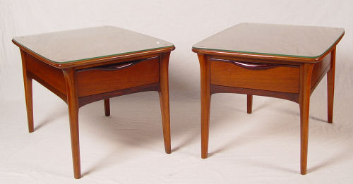 Appraisal: KROEHLER MATCHED PAIR GLASS TOP END TABLES Modern design single