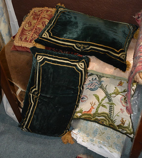 Appraisal: Quantity of cushionsincluding old tapestry covers fabrics and other pieces