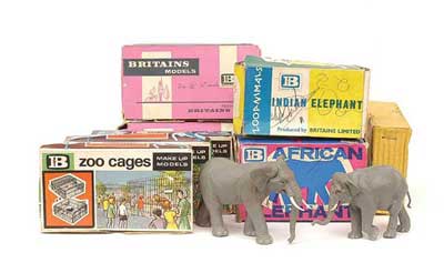 Appraisal: Britains - Plastic Zoo Models Series comprising Set - African