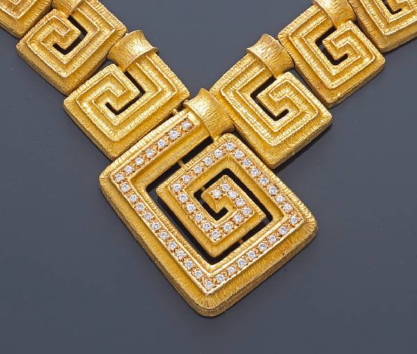 Appraisal: A diamond and eighteen karat gold necklace estimated total diamond