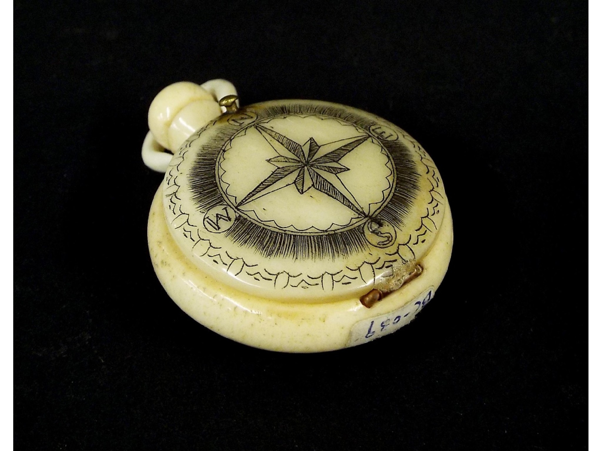 Appraisal: Bone pocket compass diameter