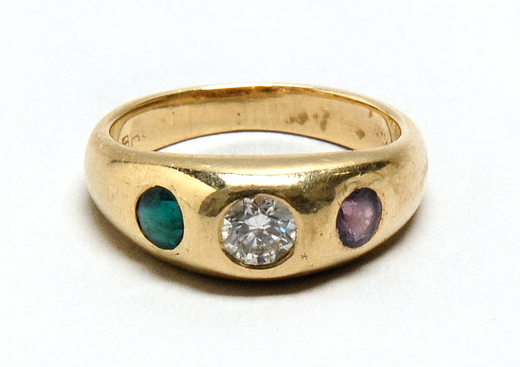 Appraisal: KT YELLOW GOLD DIAMOND AND EMERALD LADY'S RING Size Approx