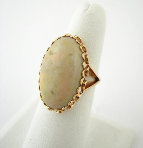 Appraisal: K Yellow Gold Vintage Opal Ring size