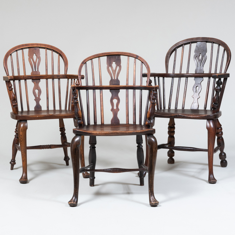 Appraisal: Assembled Set of Three English Elm and Oak Windsor Chairs