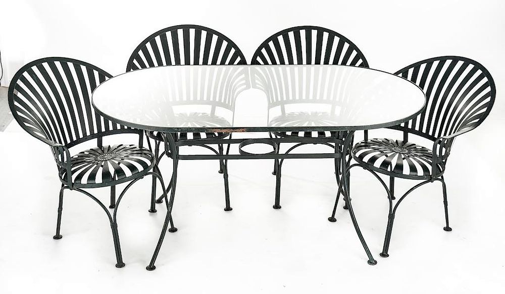 Appraisal: Piece Outdoor Dining Set DESCRIPTION Five piece outdoor dining set