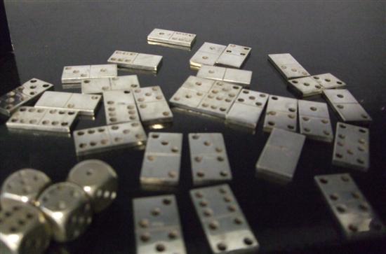 Appraisal: Full set of silver miniature dominoes and five silver dice