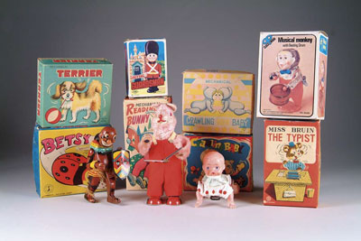 Appraisal: LOT OF WIND-UP TOYS Miss Bruin the Typist in O