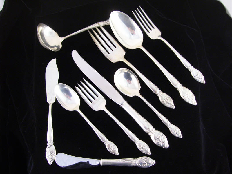 Appraisal: pcs Westmorland Enchanting Orchid Sterling Set Includes - dinner knives