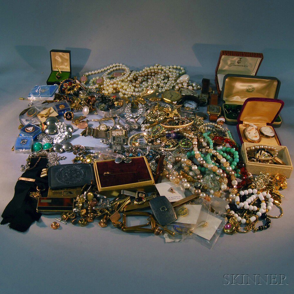 Appraisal: Group of Estate and Costume Jewelry including faux pearls beaded