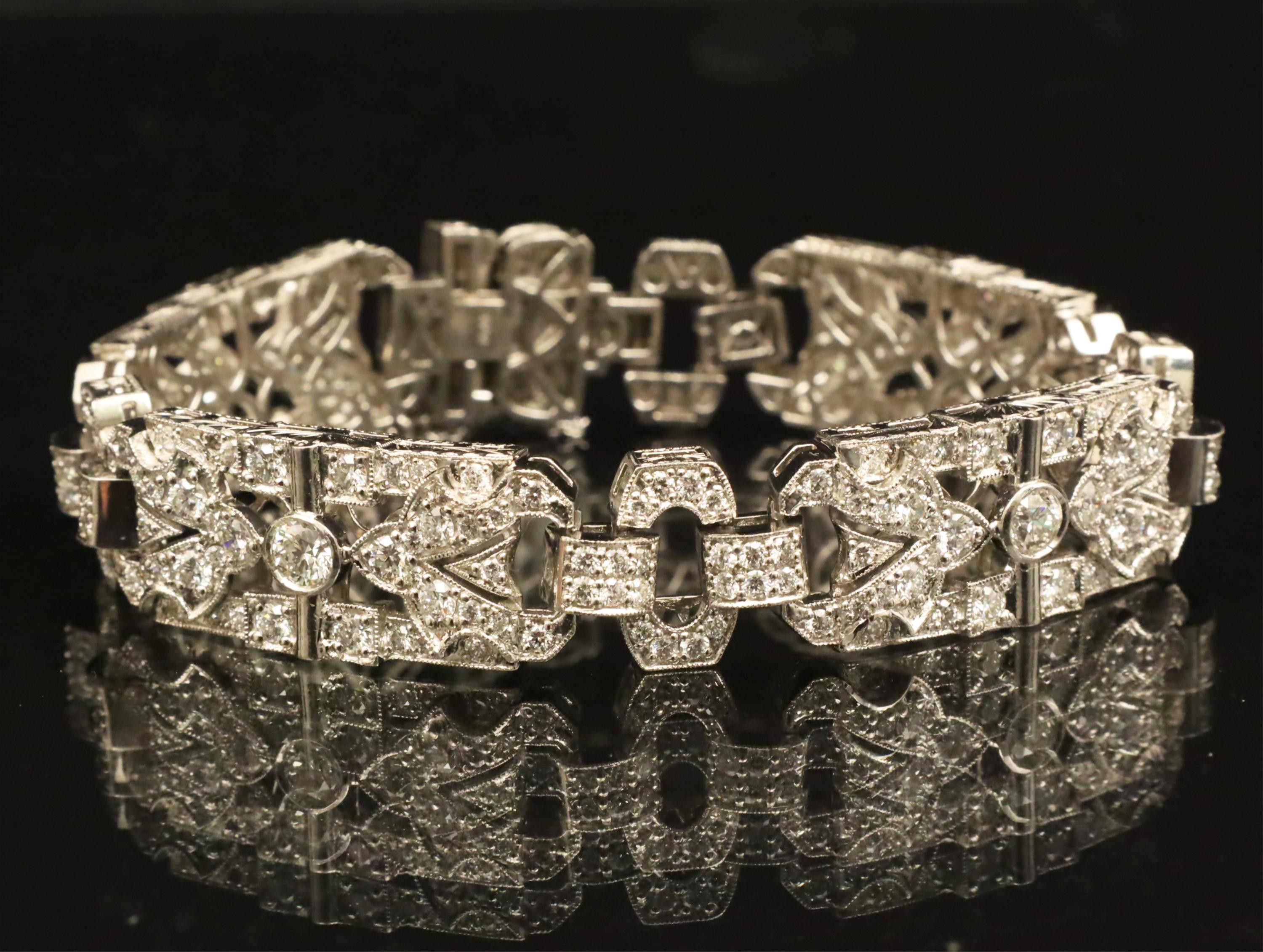 Appraisal: PLATINUM CTW DIAMOND BRACELET Platinum CTW Diamond Bracelet having rectangular