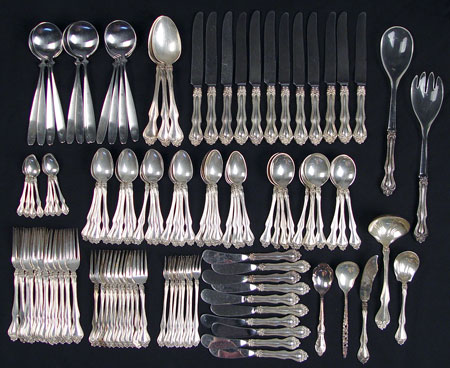 Appraisal: WESTMORLAND WASHINGTON STERLING FLATWARE SERVICE pieces in the George and