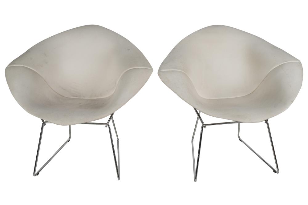 Appraisal: HARRY BERTOIA PAIR OF DIAMOND CHAIRSeach with Knoll paper label