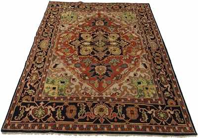 Appraisal: A Persian Heriz Carpet Apprx '- x '- Medium wool