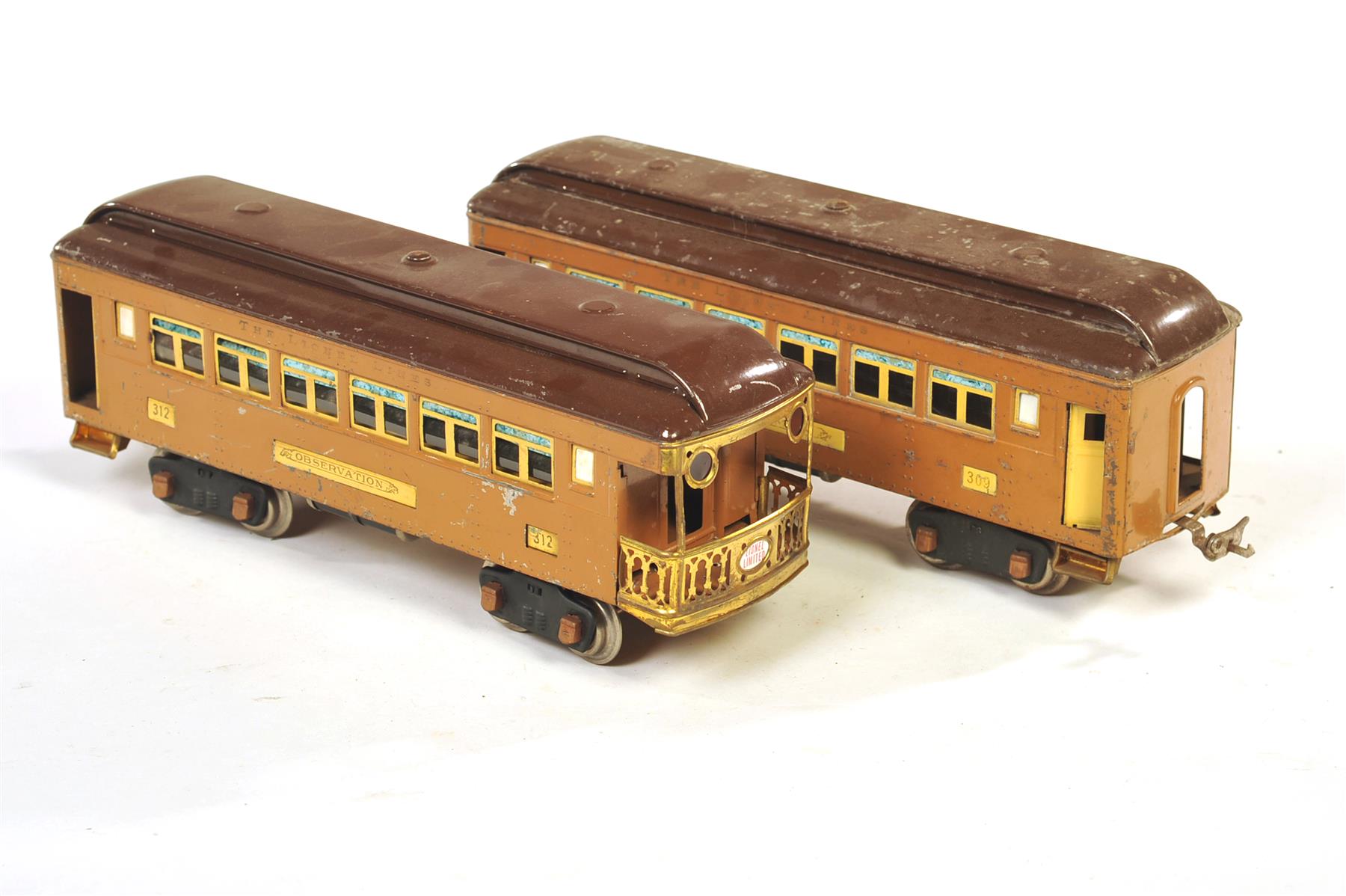 Appraisal: TWO LIONEL STANDARD GAUGE PASSENGER CARS INCLUDING PULLMAN AND OBSERVATION