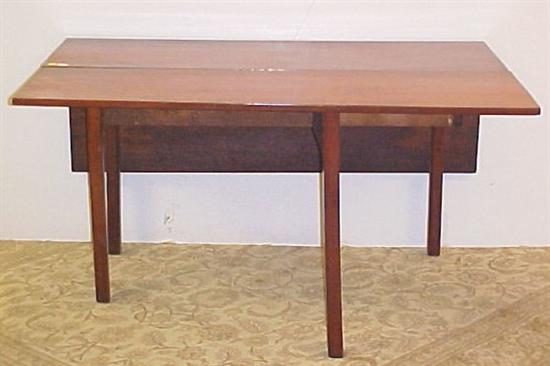 Appraisal: Chippendale drop-leaf dining table c cherry with chestnut secondary oblong