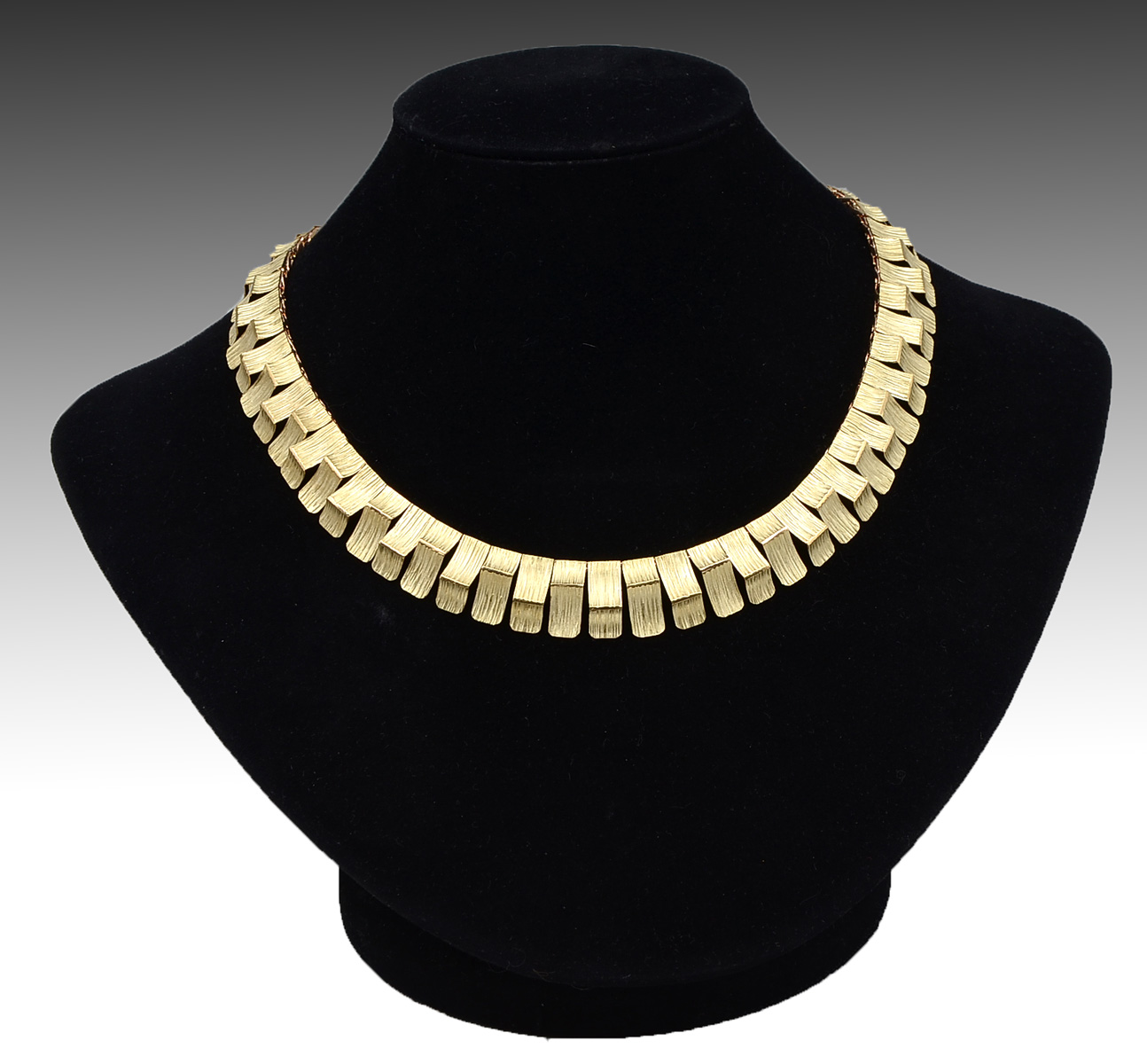 Appraisal: STUNNING K BRUTALIST COLLAR NECKLACE K fluted and brushed K