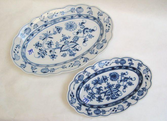 Appraisal: TWO OVAL MEISSEN PORCELAIN PLATTERS in the Blue Onion pattern