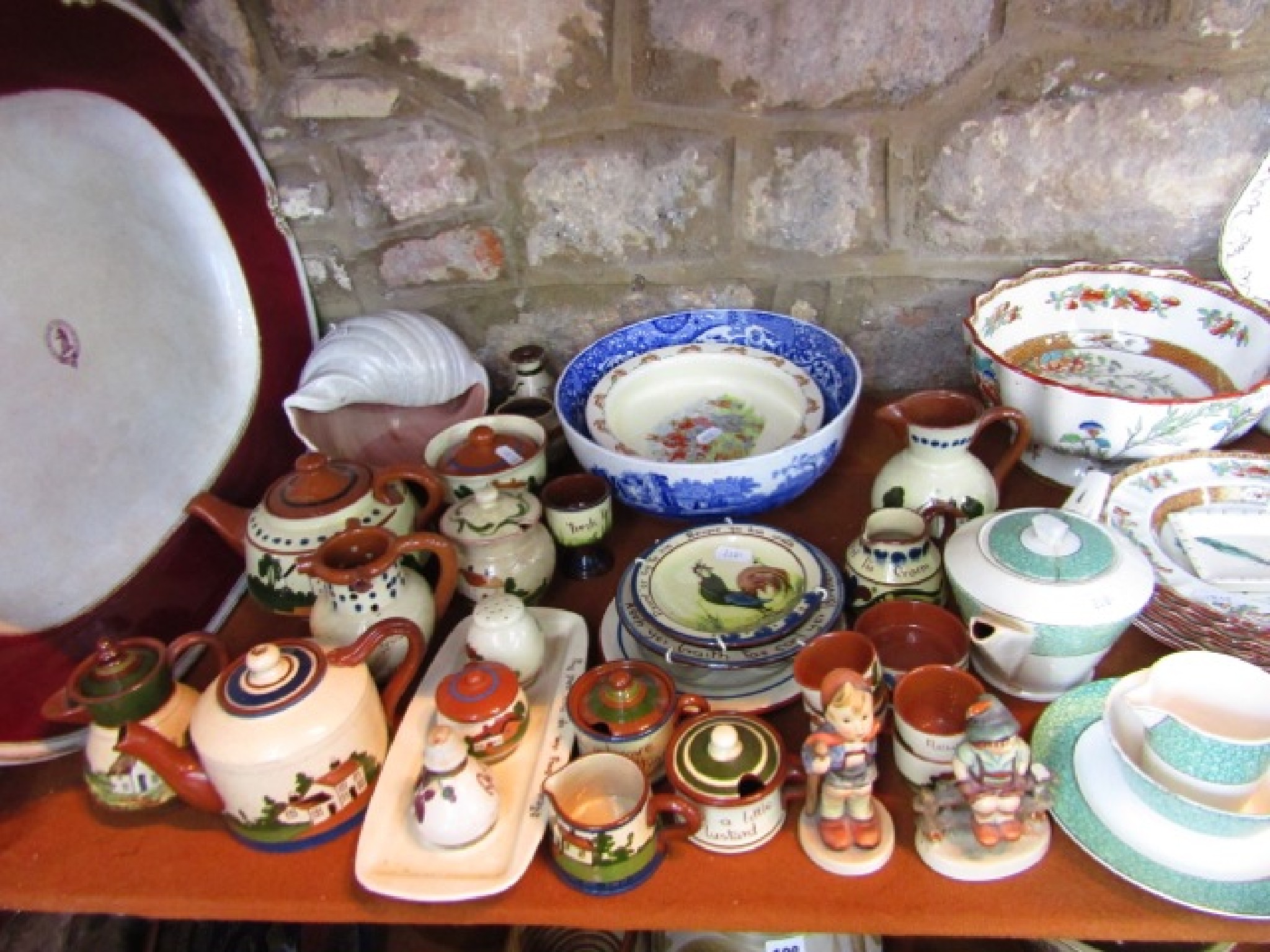 Appraisal: An extensive collection of ceramics including a Royal Doulton rectangular