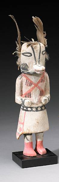 Appraisal: A Hopi kachina doll Depicting Honan or Badger kachina paw