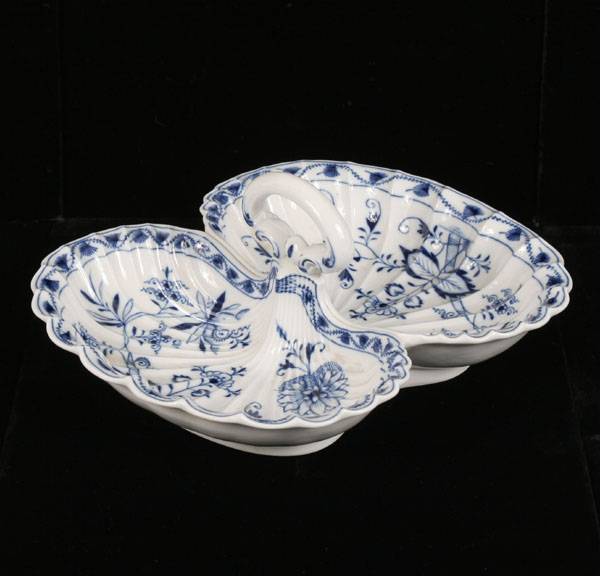 Appraisal: Meissen porcelain centerpiece relish blue onion pattern two molded compartments