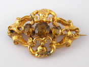 Appraisal: A Victorian carat gold citrine brooch approx cm long largest