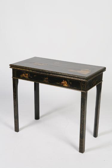 Appraisal: AN EARLY TH CENTURY CHINOISERIE LACQUERED CARD TABLE the rectangular