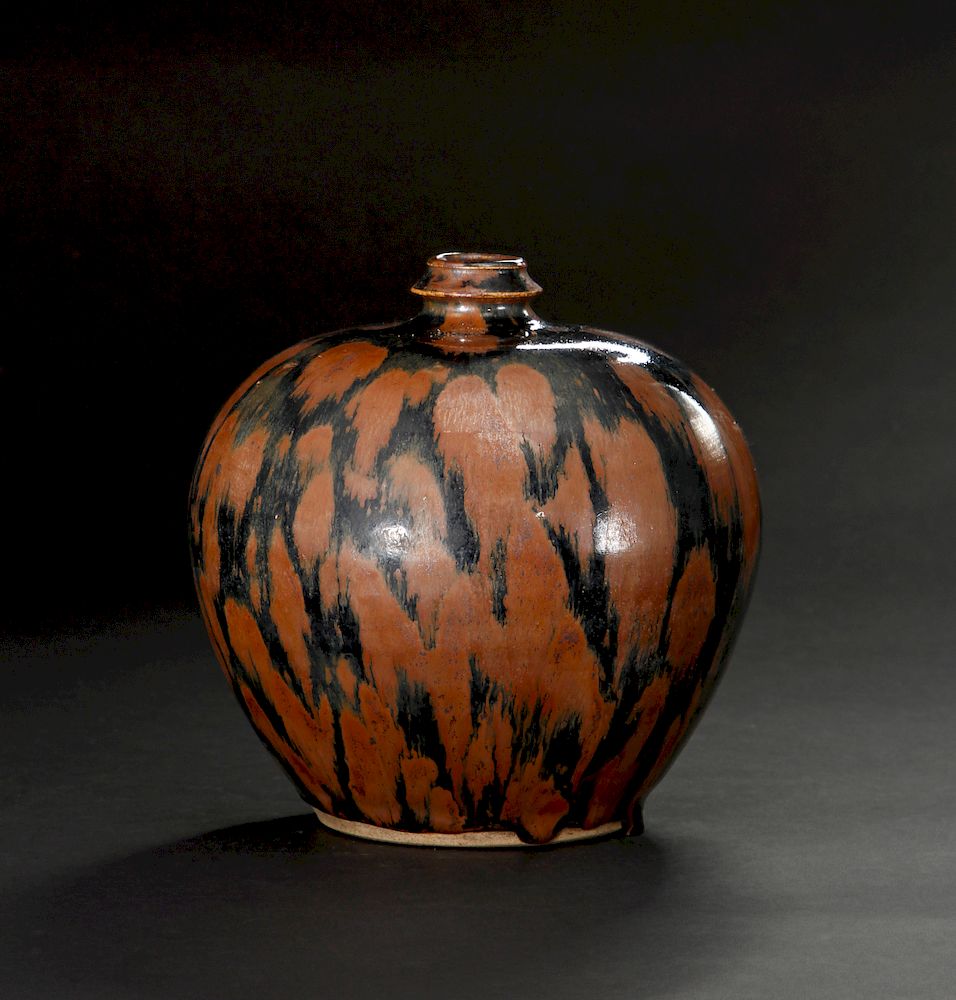 Appraisal: Cizhou Russet Splashed Black Truncated Meiping Of ovoid body with