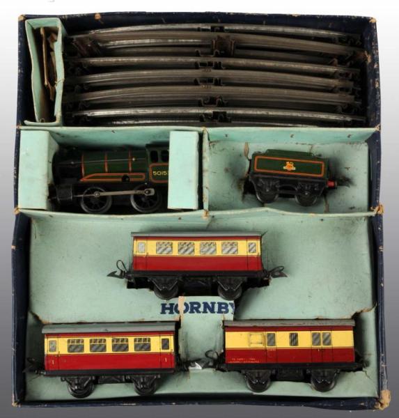 Appraisal: Hornby O-Gauge Passenger Train Set Description English Set includes steam