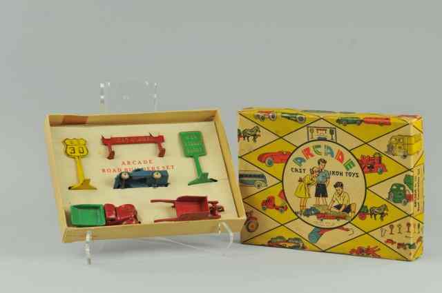 Appraisal: ARCADE BOXED ROAD BUILDER'S SET NO c complete road construction