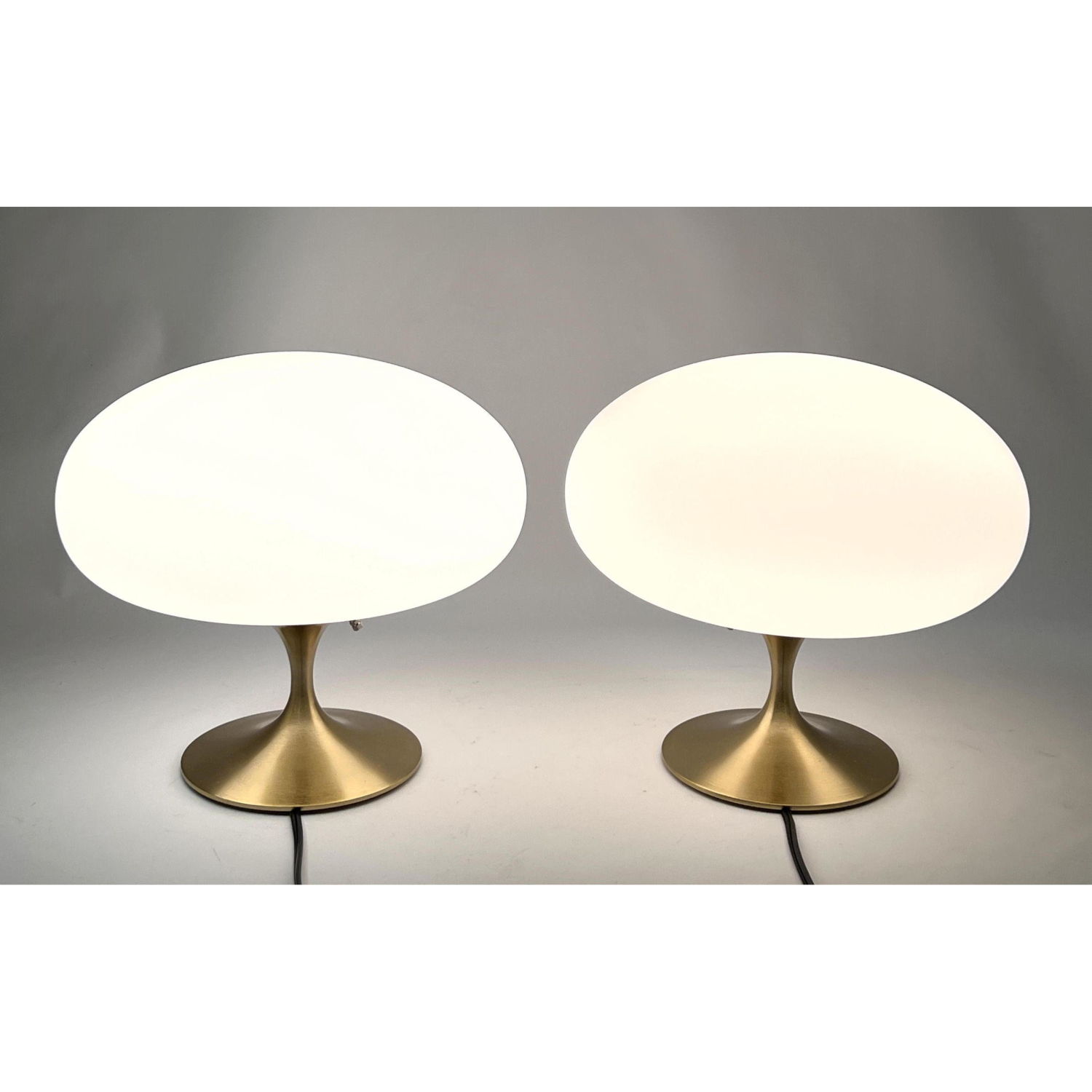 Appraisal: Pr Contemporary Stemlite Mushroom Lamps Designline Shorter Version with Satin