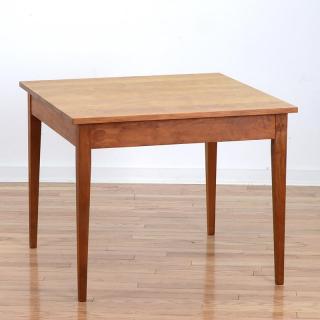 Appraisal: Thomas Moser cherrywood side table Thomas Moser cherrywood side table