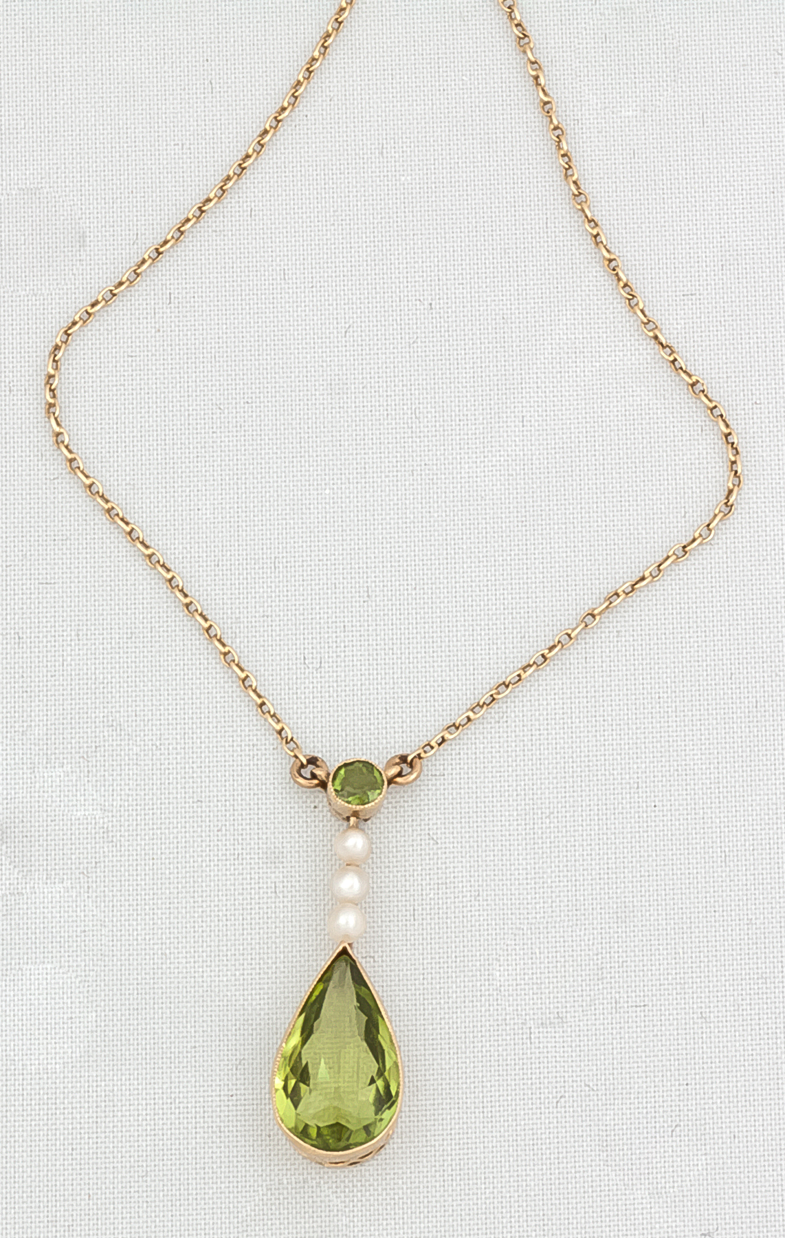 Appraisal: k Gold Pendant Necklace with Peridot and Pearls