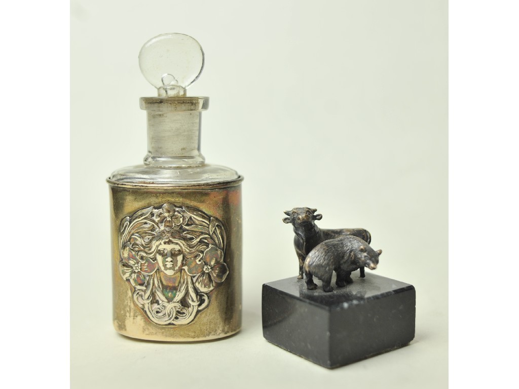 Appraisal: Lot comprising silver mounted scent bottle Birmingham and a white