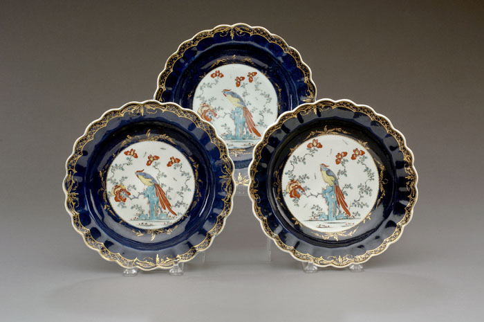 Appraisal: SET OF THREE WORCESTER PORCELAIN BLUE- GROUND 'SIR JOSHUA REYNOLDS'