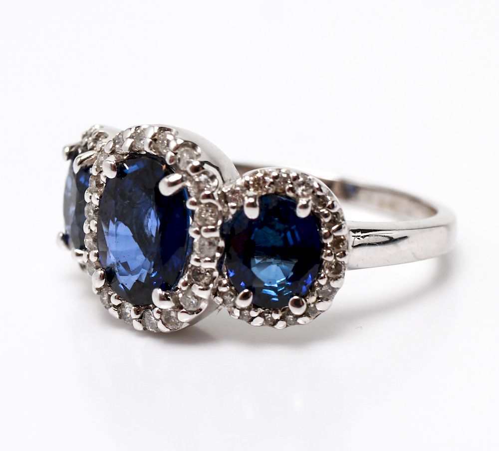 Appraisal: Effy K White Gold Sapphire Diamonds Ring Effy K white