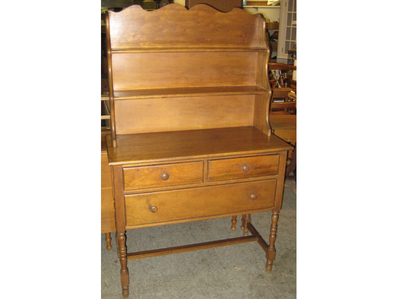 Appraisal: AMERICAN MAHOGANY DIMINUTIVE HUTCH Rolling top rail over two open